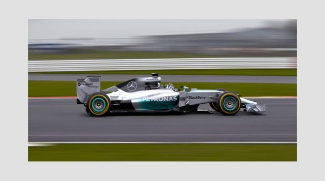 mercedes-shakedown-w05-laumch-launch_3073647