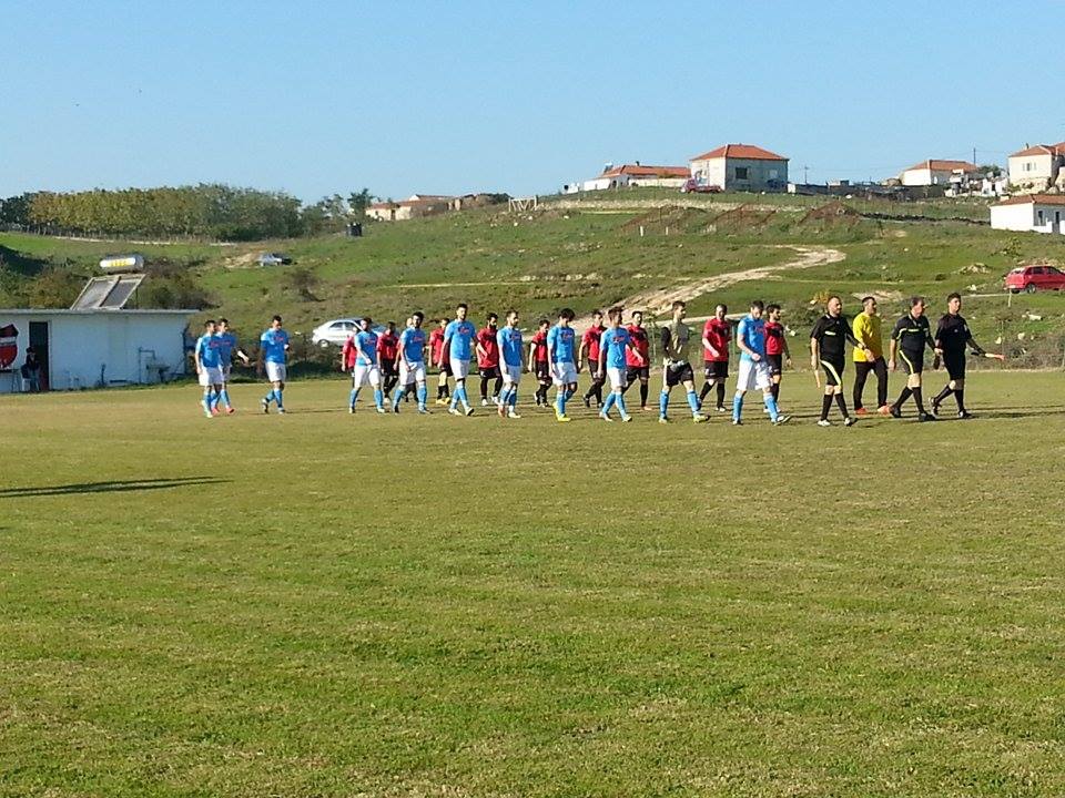 12204537_1227101580649990_805438050_n