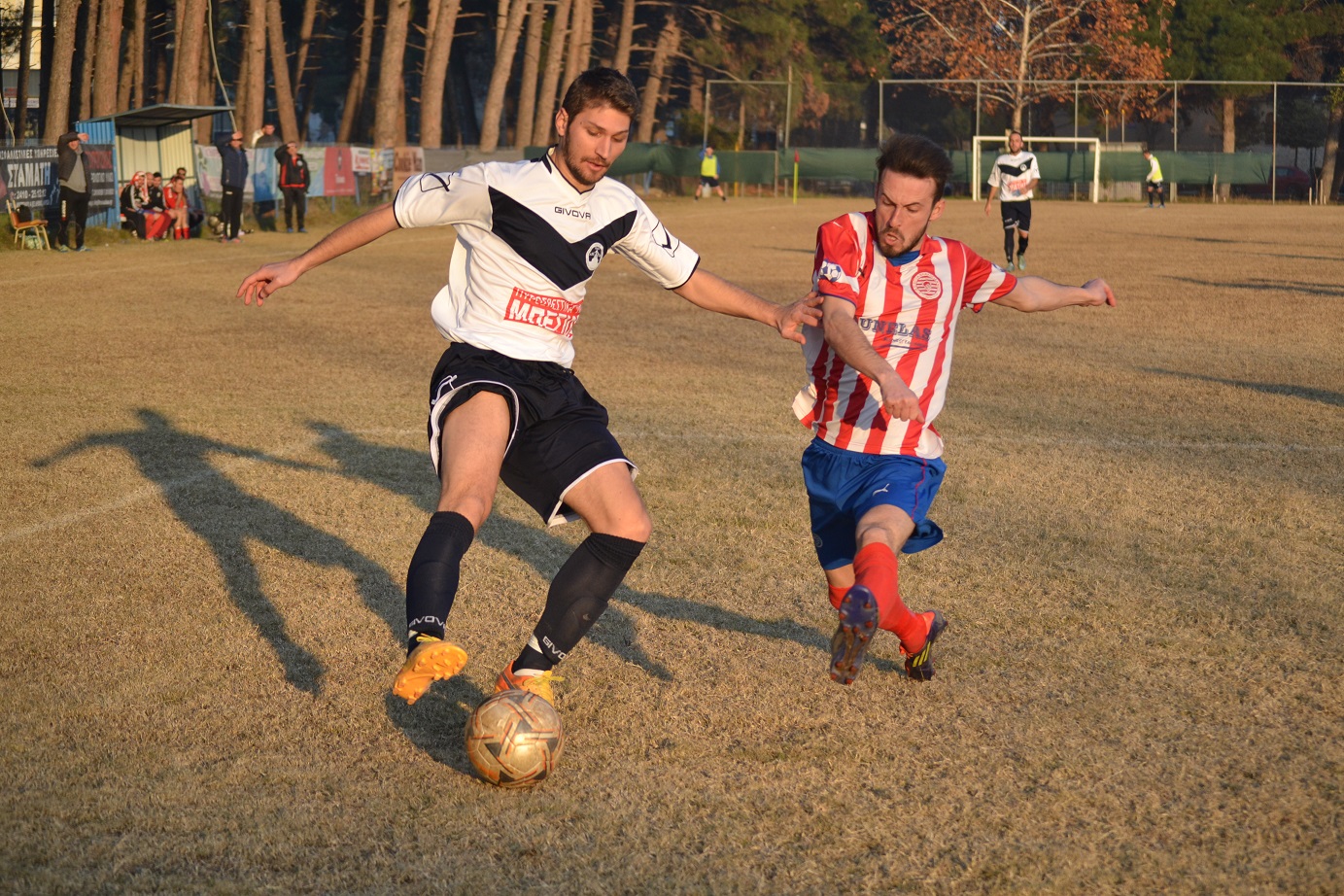 ΒΑΛΛΑΣ - ΧΑΤΖΗΣ