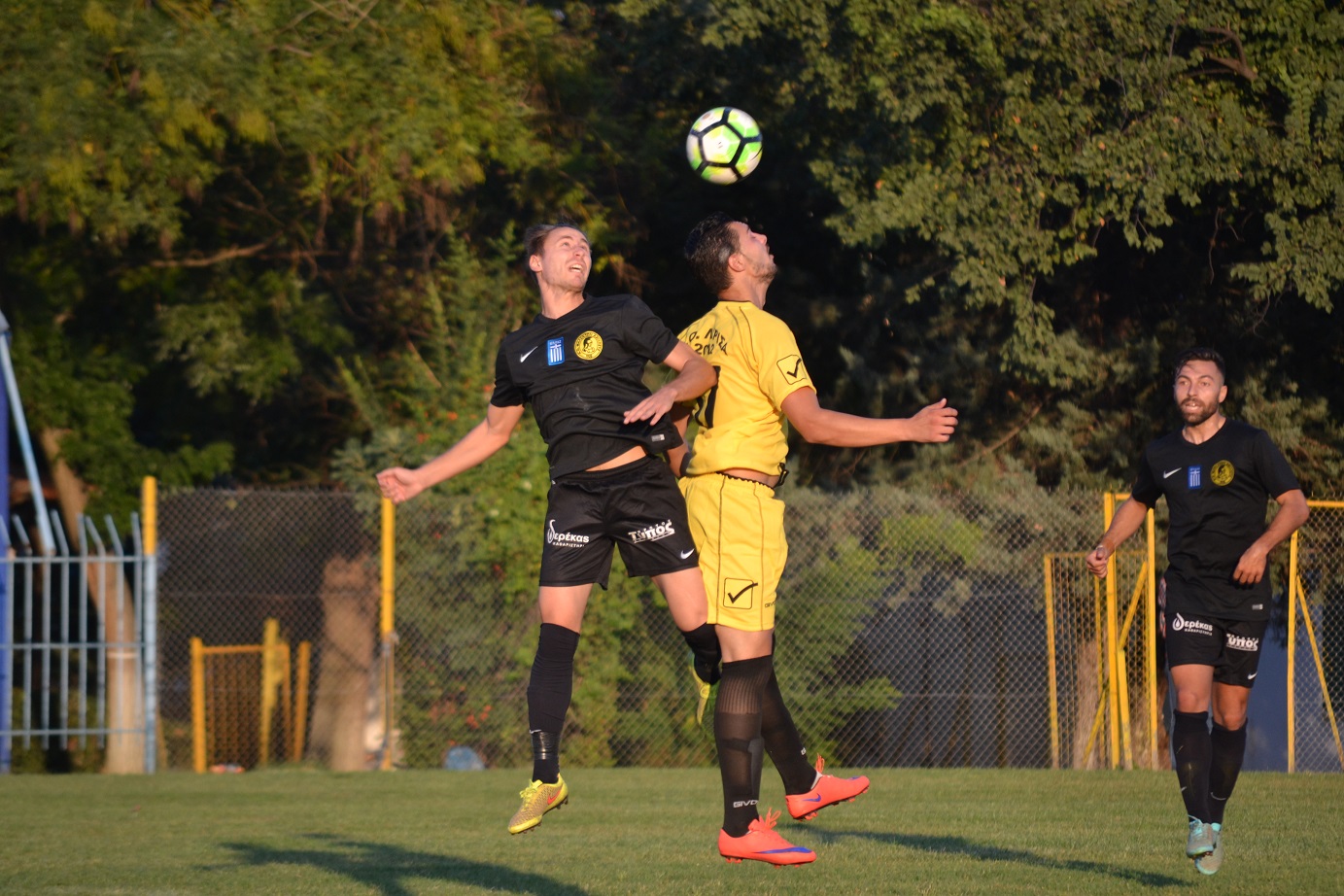 ΣΚΕΝΤΖΑΣ - ΚΑΡΑΜΠΟΥΖΗΣ