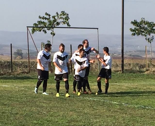 14518383_10210895621326999_1580218131_n