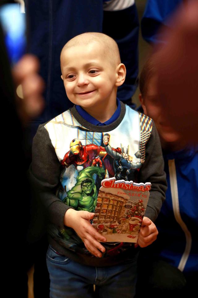 Bradley received more than 250,000 Christmas cards