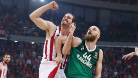 Μπόγρης: «Σε τέτοια ματς παίζεις και με ένα... πόδι»!