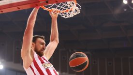 Η ζωή χωρίς τον Μιλουτίνοφ (vids)
