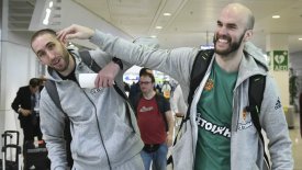 «Πέταξαν» με χαμόγελα οι «πράσινοι» για Μιλάνο (pics)