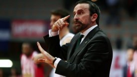 Πλάθα: «Αν μου δώσουν τώρα συμβόλαιο, ανανεώνω»! 