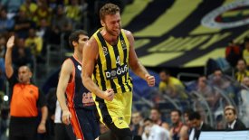 Μέλι: «Το κάνει να φαίνεται εύκολο ο Ζοτς, προσέχει όλες τις λεπτομέρεις»