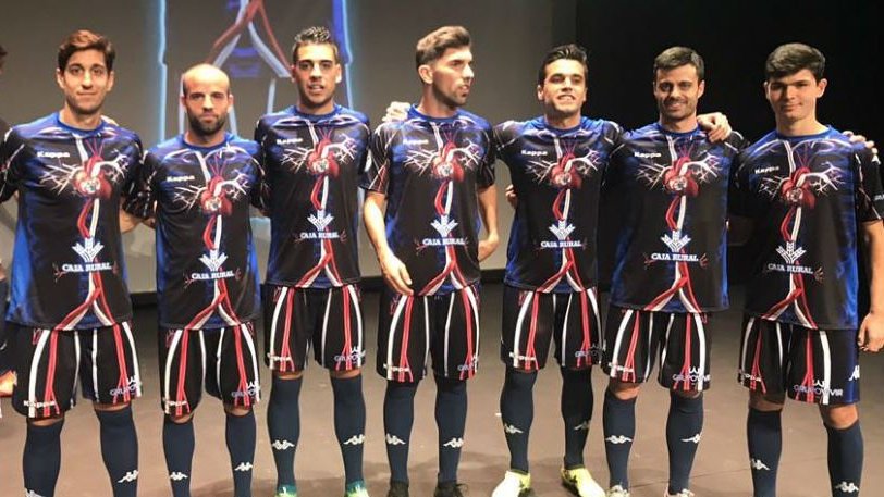 Η πιο πρωτότυπη εμφάνιση ομάδας με την ανατομία του ανθρώπινου σώματος! (pics)