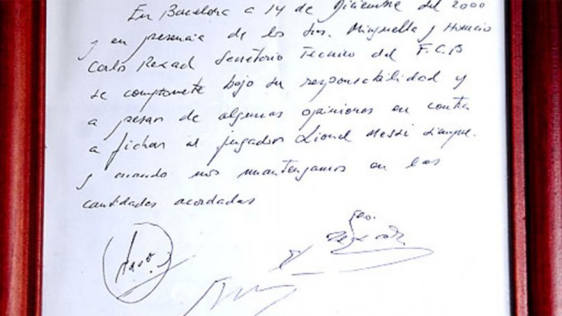 Ακριβώς 18 χρόνια από την υπογραφή του Μέσι, στη χαρτοπετσέτα που άλλαξε το ποδόσφαιρο (pics)
