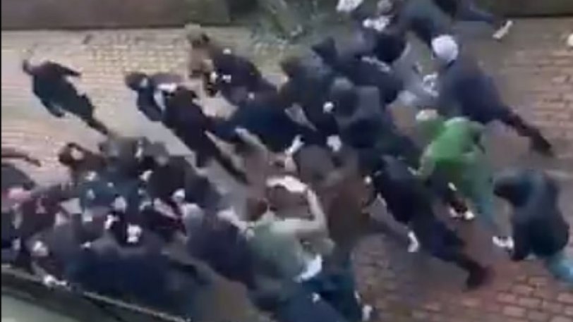 Γέμισε ράμματα το πρόσωπο του οπαδού που μαχαιρώθηκε στην Αγγλία! (pic)