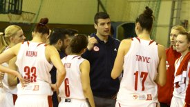 Παντελάκης: «Χρόνια πολλά στον Ολυμπιακό, που σηκώνει κούπες σ' όλα τα αθλήματα»