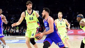 LIVE GAME 2 Αναντολού Εφές - Μπαρτσελόνα