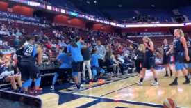 Ο πανηγυρισμός των Atlanta Dream είναι διαφορετικός από όσους έχεις δει! (vid)