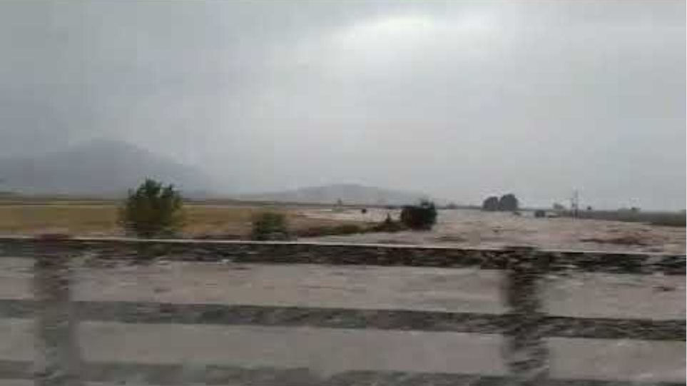 Εικόνες καταστροφής στα Φάρσαλα