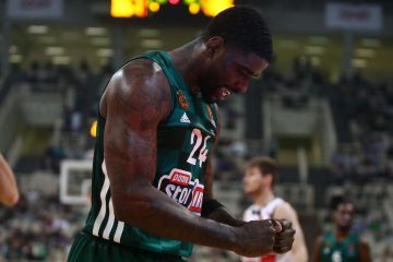 Παναθηναϊκός - Μπασκόνια 98-83: Χαμογέλασε για πρώτη φορά στο ΟΑΚΑ