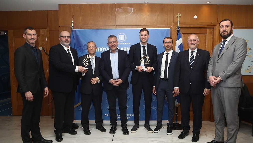 Συνάντηση ανάμεσα σε FIFA, UEFA, ΕΠΟ, Super League και Βρούτση