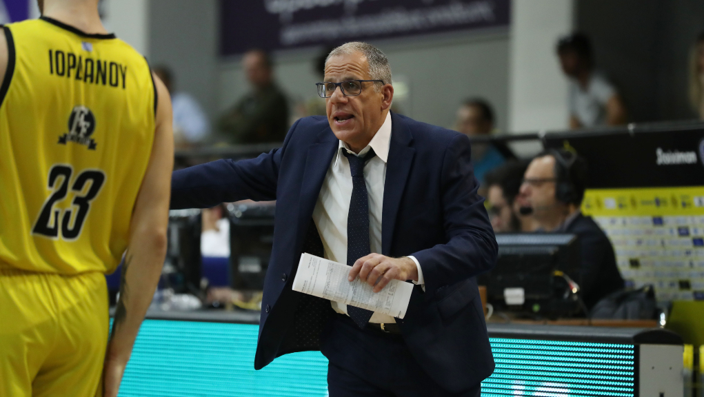 Παπαχατζής: «Μεγάλο κατόρθωμα η παραμονή»