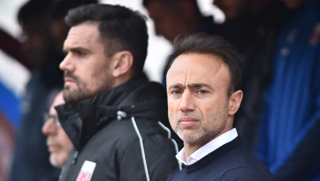 Παρελθόν από τον Βόλο ο Κόντης και στο βάθος… Παναθηναϊκός