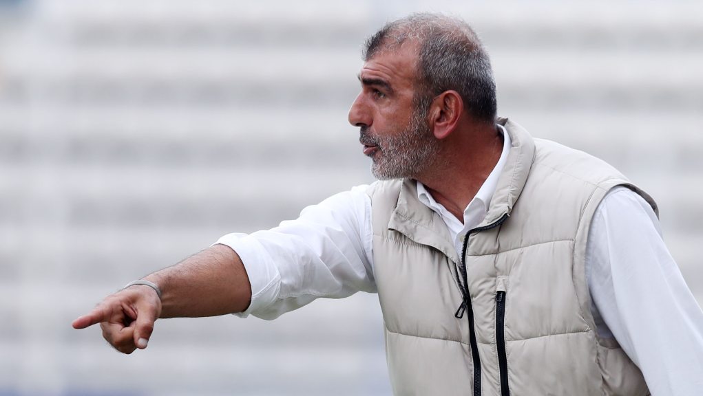 Λήξη συνεργασίας με τον Οφρυδόπουλου