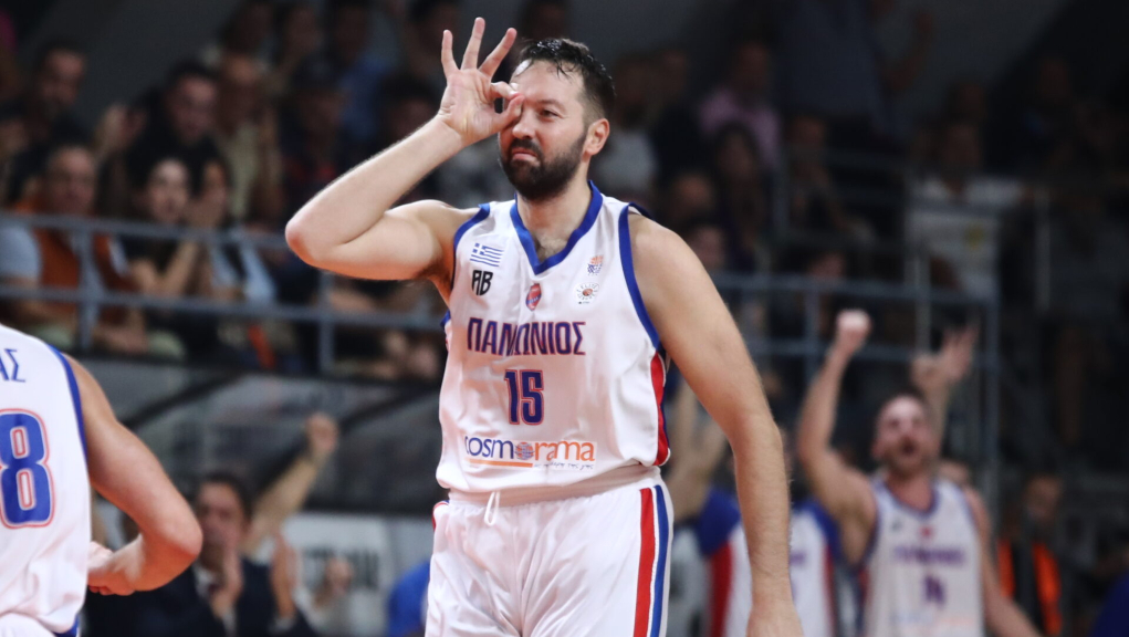 Δεν συνεχίζει στον Πανιώνιο ο Βουγιούκας