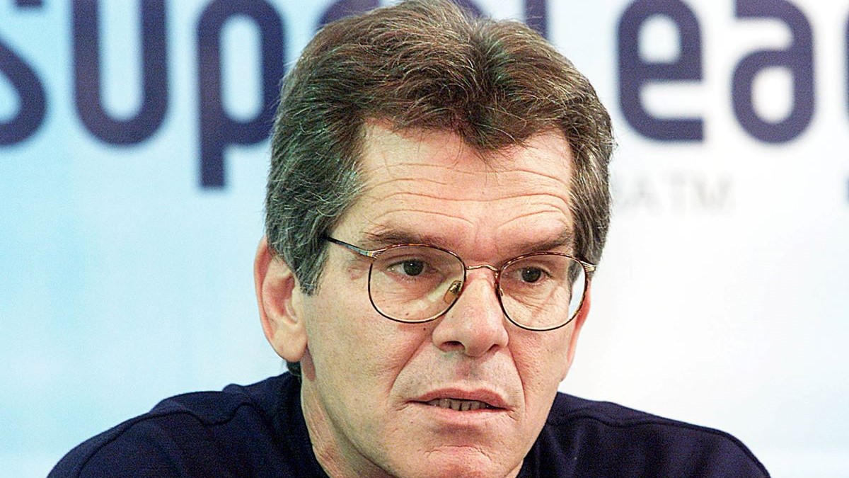Ο Πανιώνιος αποσύρει τη φανέλα του Μάκη Δενδρινού