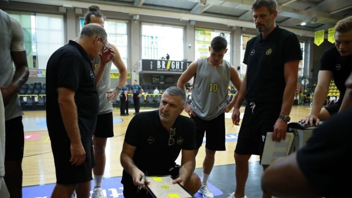 Βετούλας: «Βασικός στόχος η πρόκριση στους ομίλους του FIBA Europe Cup»