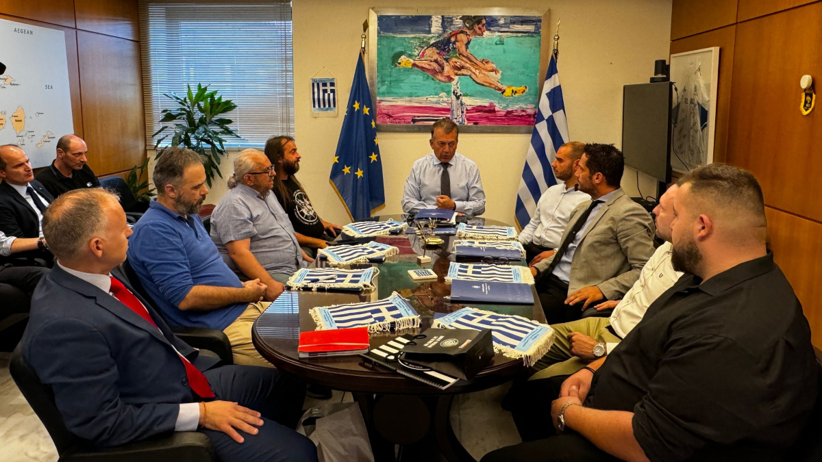 O Γιάννης Βρούτσης υποδέχτηκε τους εκπροσώπους των 8 νόμιμων Λεσχών Φιλάθλων της χώρας μας (video)