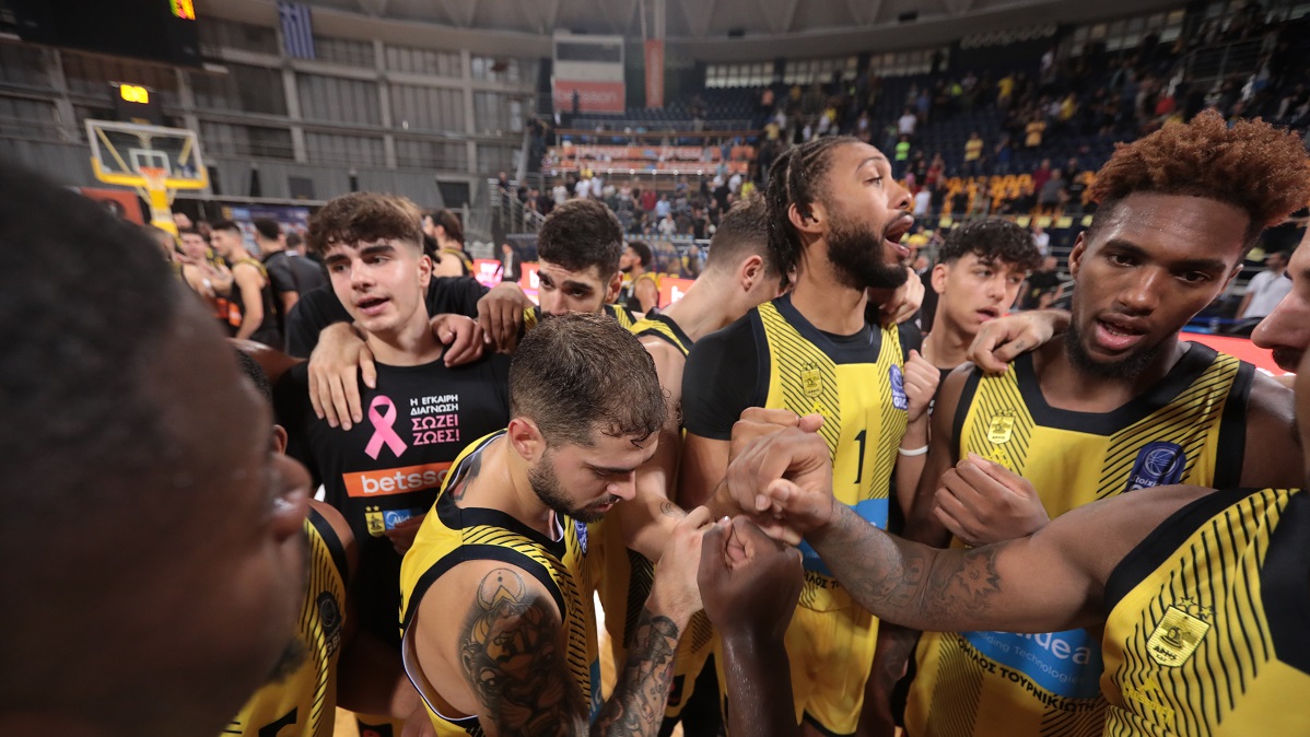 Μέσα ο Χοτζ για Ολυμπιακό, εκτός ο Γούντμπερι