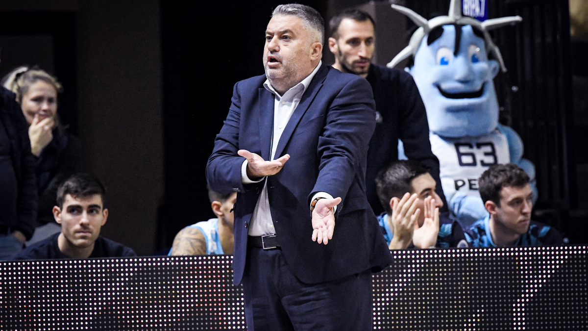 Γιατράς: «Δεν έφερα την αύρα που έπρεπε να φέρω, πάνω από όλα είναι η ομάδα»