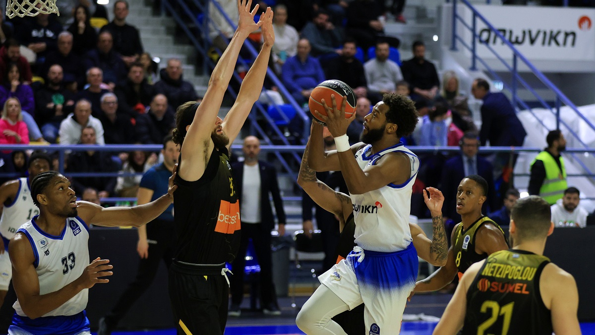 Πήρε το θρίλερ με την ΑΕΚ η Καρδίτσα