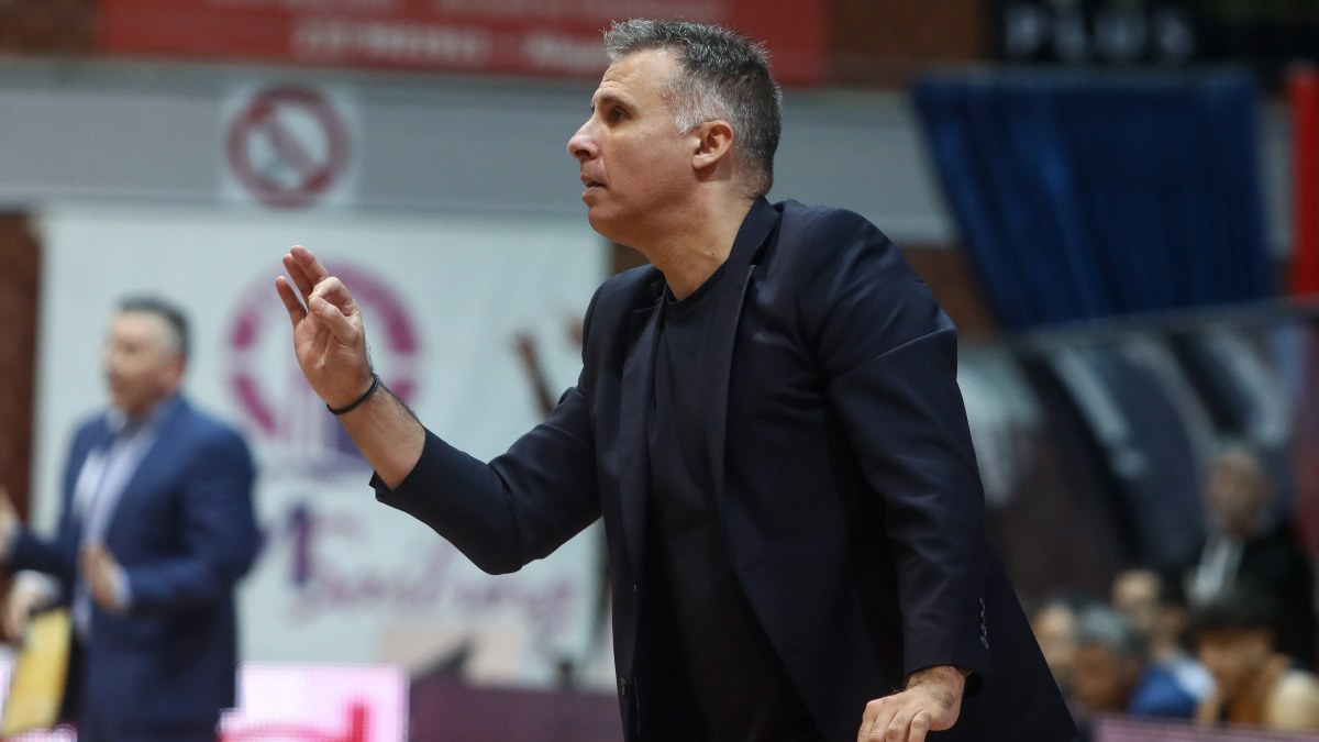 Μέξας: «Δεν ήμασταν όσο συγκεντρωμένοι αμυντικά και δυνατοί πνευματικά έπρεπε» (video)