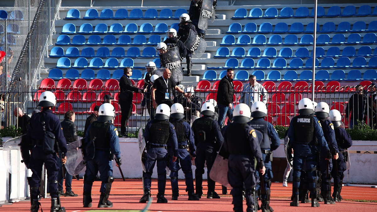Επεισόδια στη Νέα Σμύρνη κατά τη διάρκεια του Πανιώνιος – Καλαμάτα