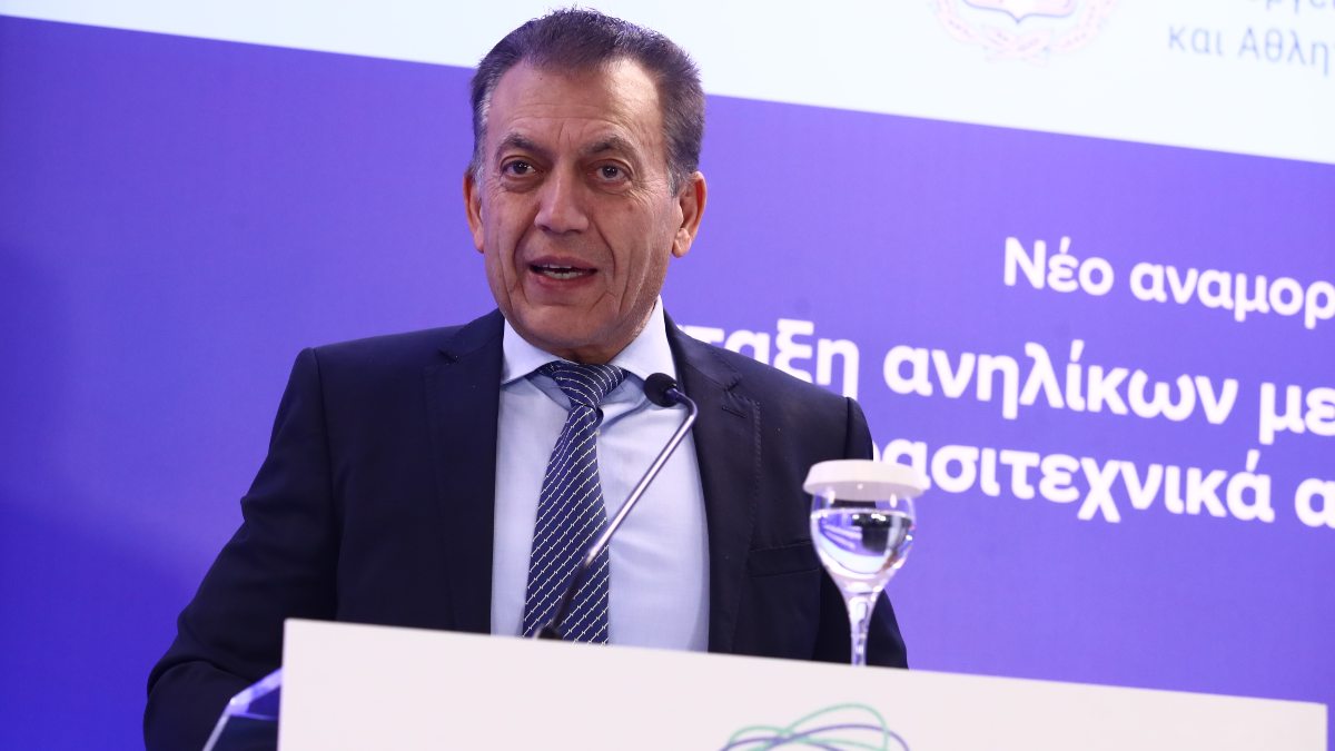 Super League 2: «Ο κύριος Βρούτσης είναι ένας άνθρωπος των έργων – πράξεων και όχι των υποσχέσεων»