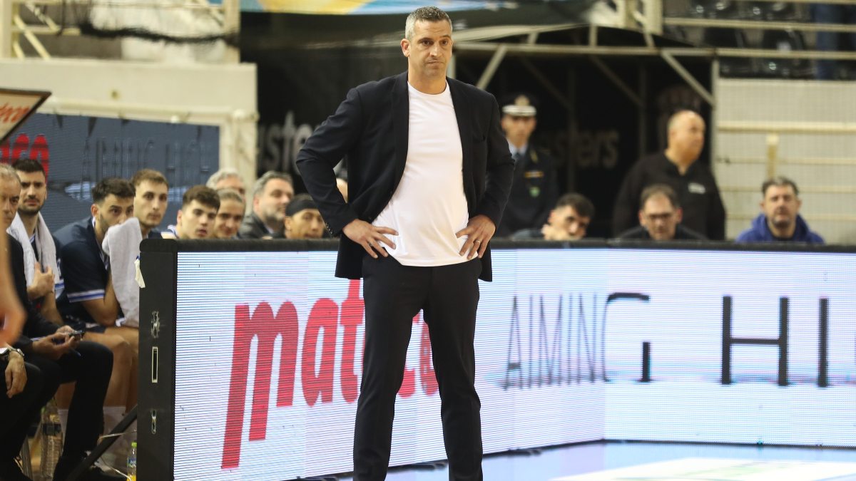 Παπανικολόπουλος: «Δίκαιη η νίκη του ΠΑΟΚ, κάναμε λάθος στις κρίσιμες κατοχές» (video)