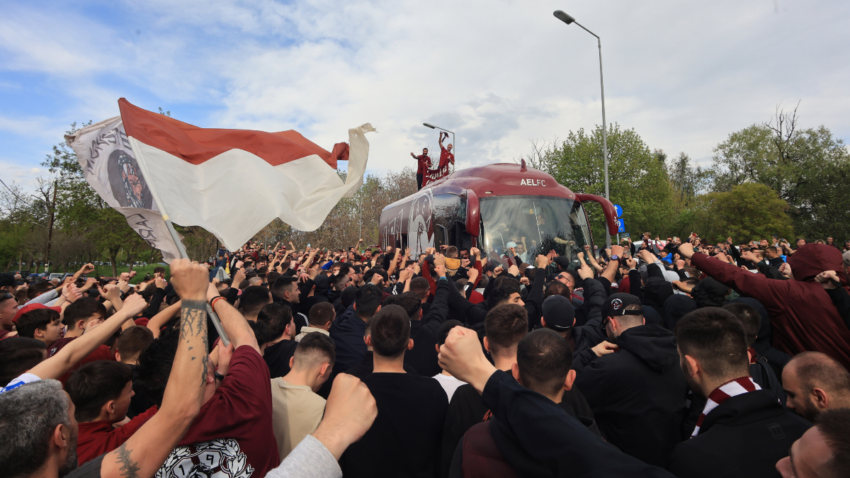 Υποδοχή ηρώων στην Λάρισα για την ΑΕΛ (ΦΩΤΟρεπορταζ)