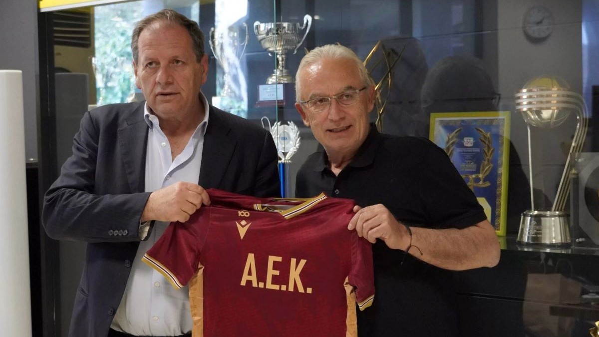 Δωρεά 1.000 καθισμάτων από την ΑΕΚ στον Δήμο Αμφιλοχίας