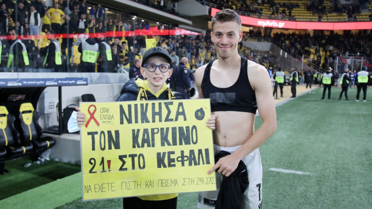 Συγκλονιστικός Μιχαήλ Πάνος: «Συγκινήθηκα όταν μου έδωσαν τις φανέλες τους οι Πήλιος και Κωνσταντέλιας»