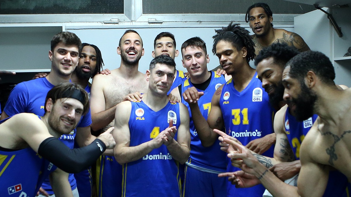 Το «αντίο» ενός στρατιώτη: Αποσύρθηκε ο Βασίλης Ξανθόπουλος (video)