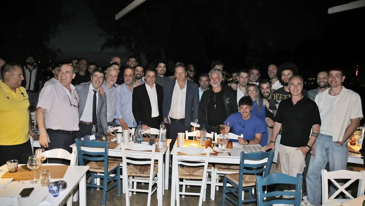 Οικογενειακό δείπνο για την ΑΕΚ στο φινάλε της σεζόν