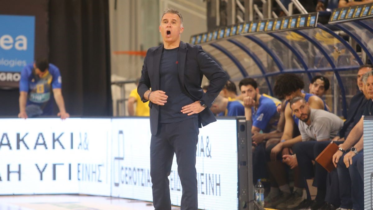 Μέξας στην ΕΡΤ: «Υπάρχει μεγάλη πίεση στα παιδιά, πρέπει να παίξουμε με το Μαρούσι» (video)