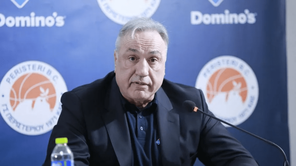 Βασιλάρας: «Σε λίγα χρόνια όλοι θα μιλούν για τον προπονητή Βασίλη Ξανθόπουλο»