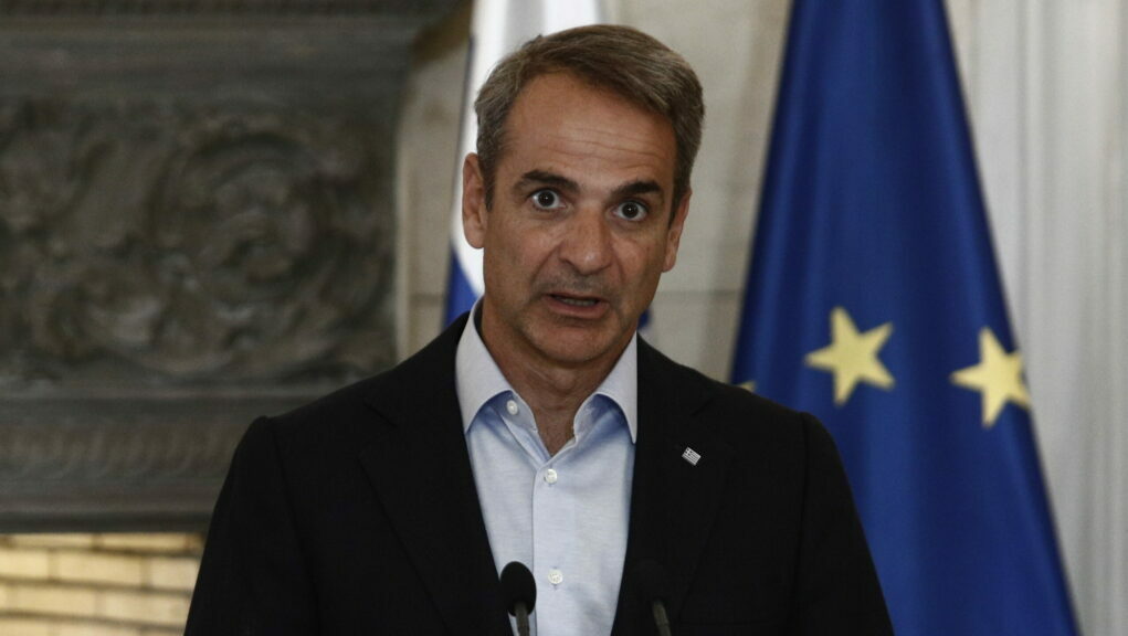 Μητσοτάκης: «Αυτονόητη η εφαρμογή του νόμου σε κάθε παράβαση εντός και εκτός γηπέδου»