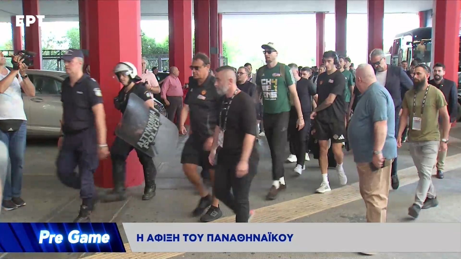 Οι αφίξεις των “αιωνίων” στο ΣΕΦ για το Game 4 των τελικών της GBL (vids)