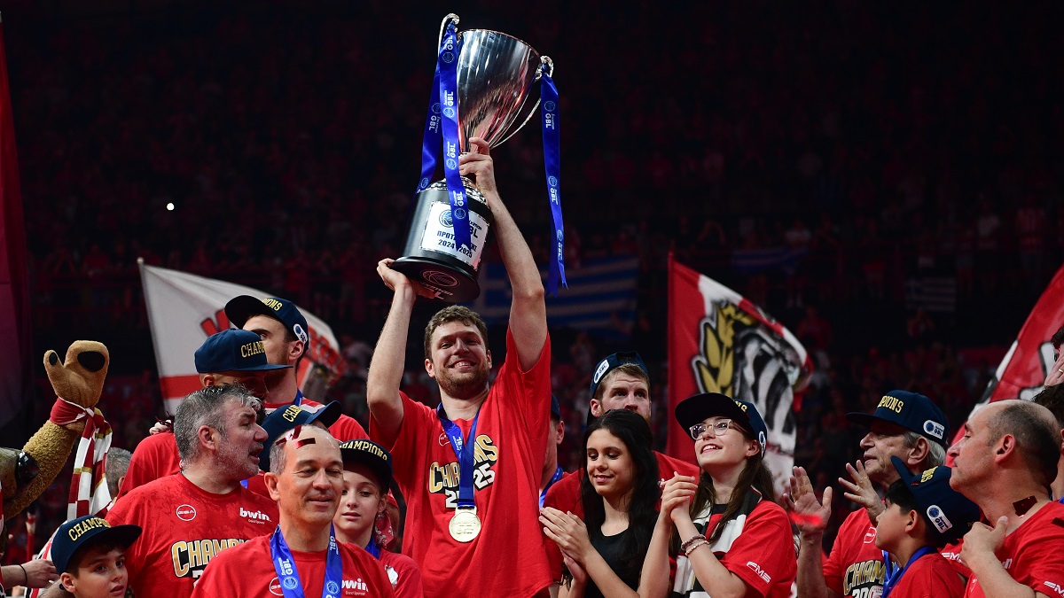 MVP της GBL για τέταρτη φορά ο Σάσα Βεζένκοφ