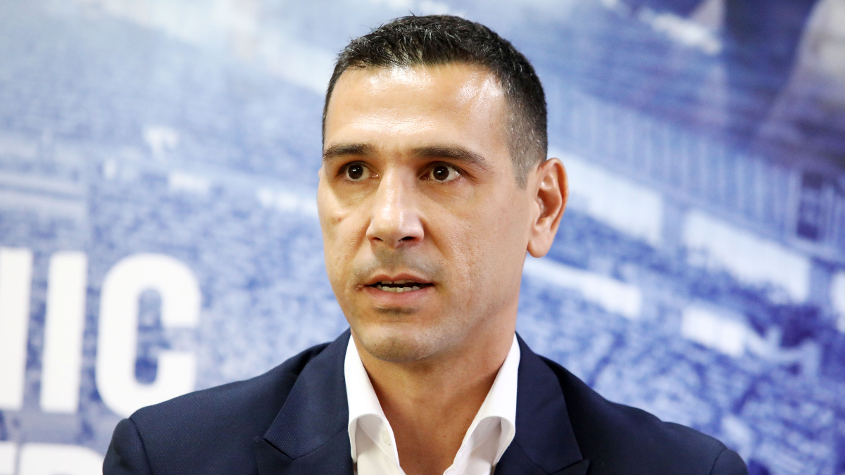 Ζήσης: «Να έχουμε μια ομάδα για την οποία θα είναι περήφανος ο κόσμος»