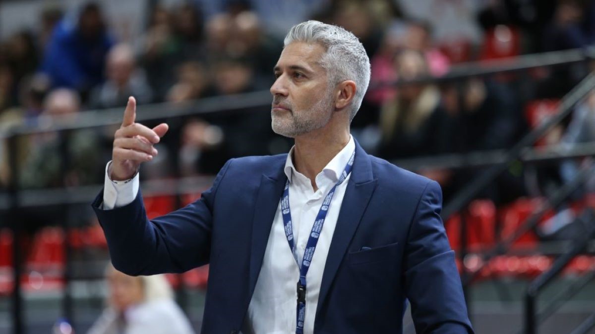 Ζιάγκος: «Η Εθνική πήρε αυτό που της άξιζε στον όμιλο, η Μύκονος είναι νησί των ονείρων»