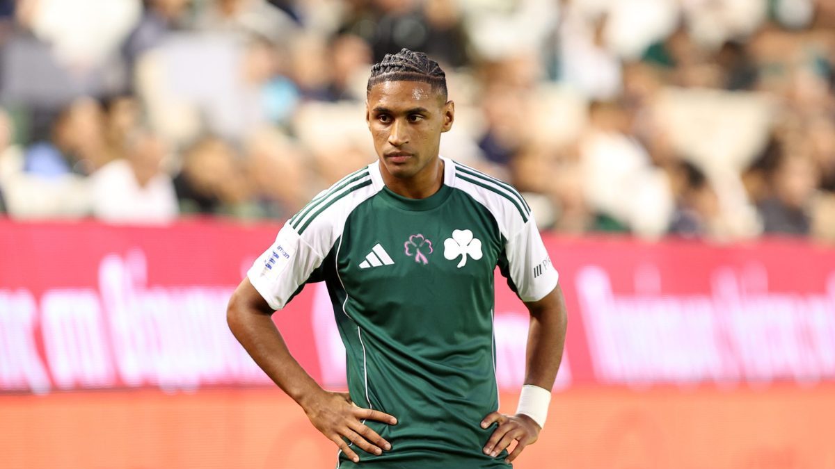 Ο Παναθηναϊκός φόρεσε “διαφορετικές” φανέλες για καλό σκοπό