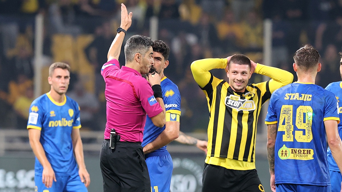 Λανουά: «Καθαρό φάουλ του Γιόβιτς, έπρεπε να δοθεί πέναλτι στον Ταρέμι» (vid)