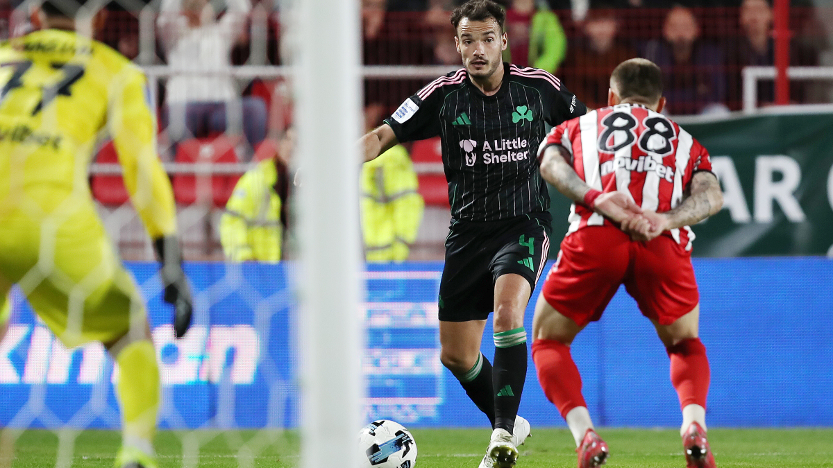 Συμπλήρωσε κάρτες ο Τσιριβέγια