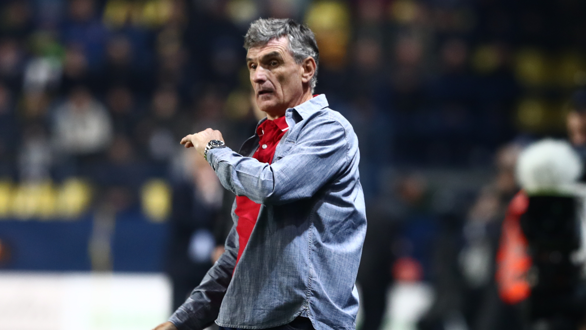 Μεντιλίμπαρ: «Ο αντίπαλος άξιζε κάτι περισσότερο από το ματς, ελπίζουμε να μην έχει κάτι σοβαρό ο Ρέτσος»